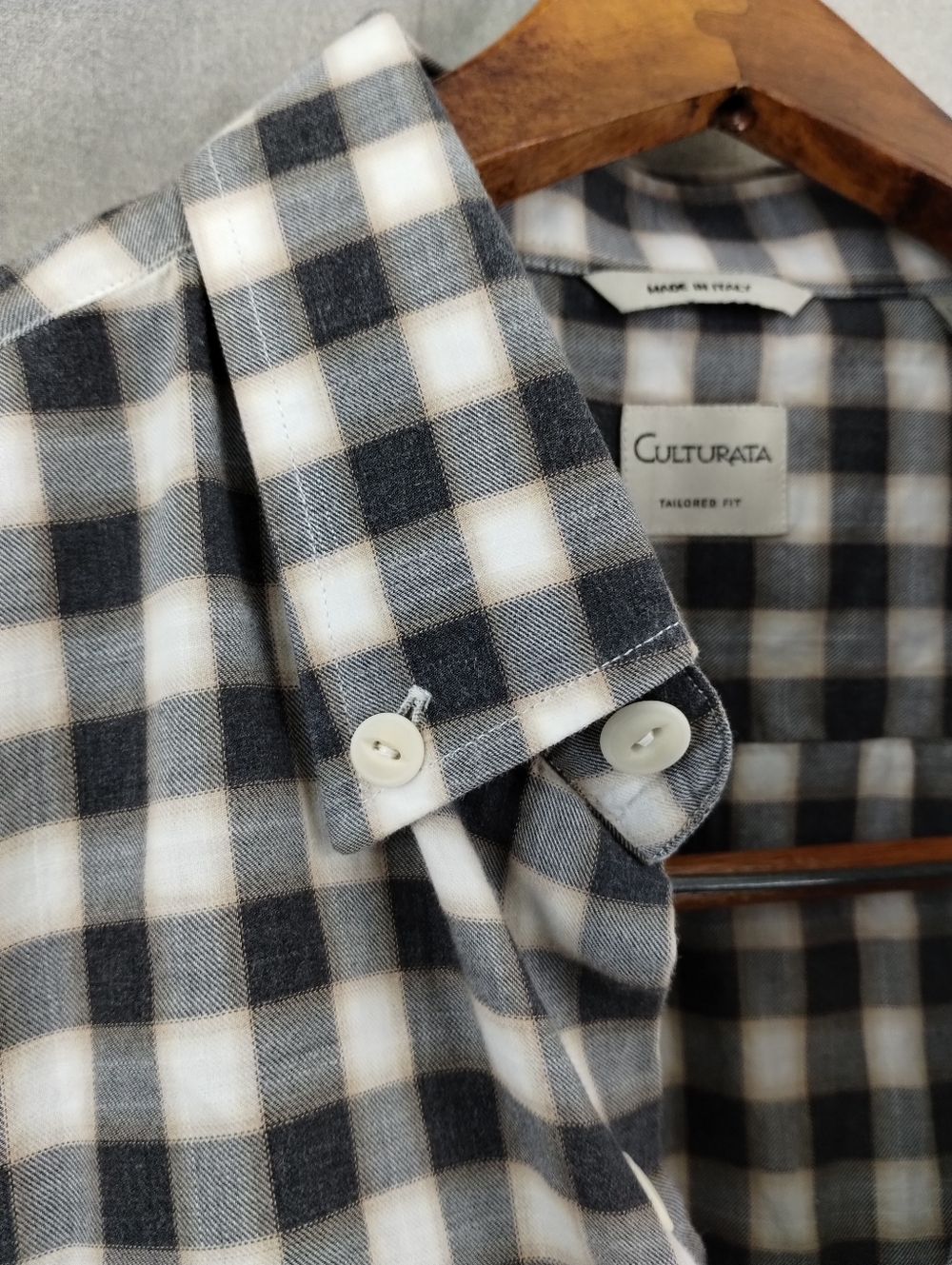 Culturata Button Down Lightweight Dress Shirt 16.5 Large